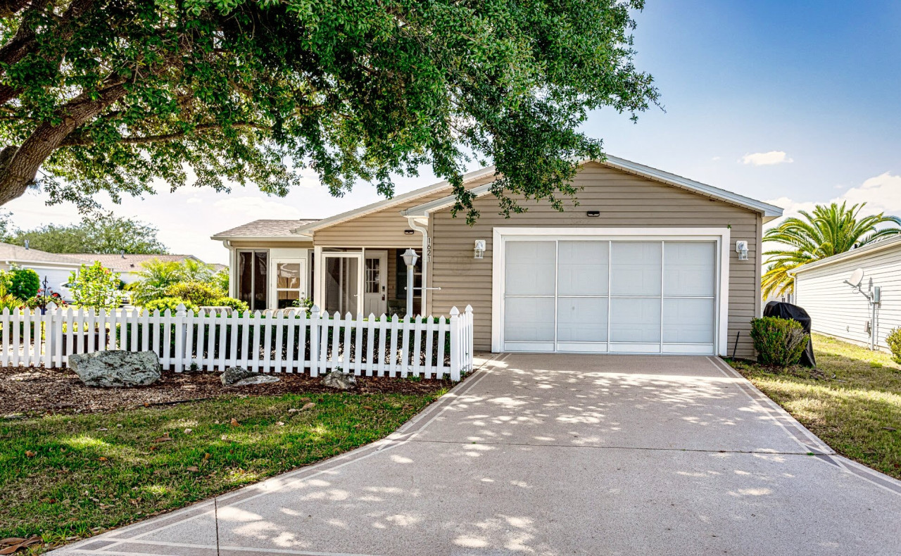 Heart of The Villages Villa