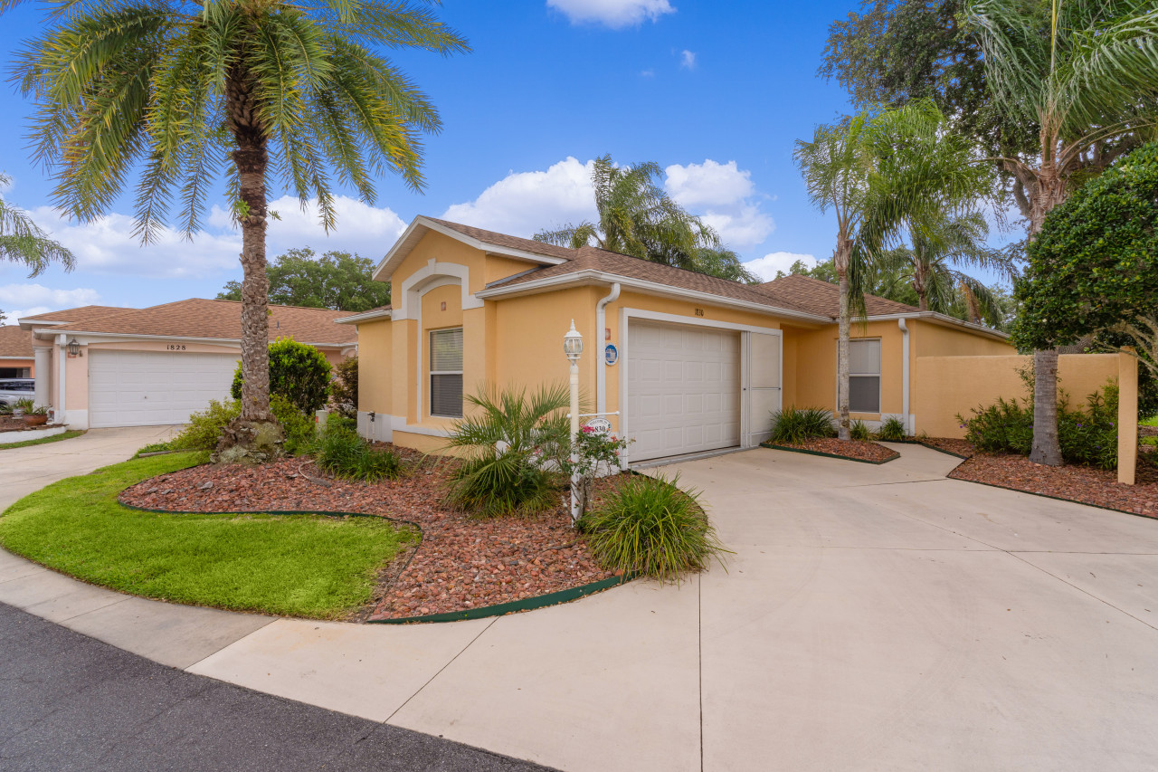 Sunny Willow Villa Getaway