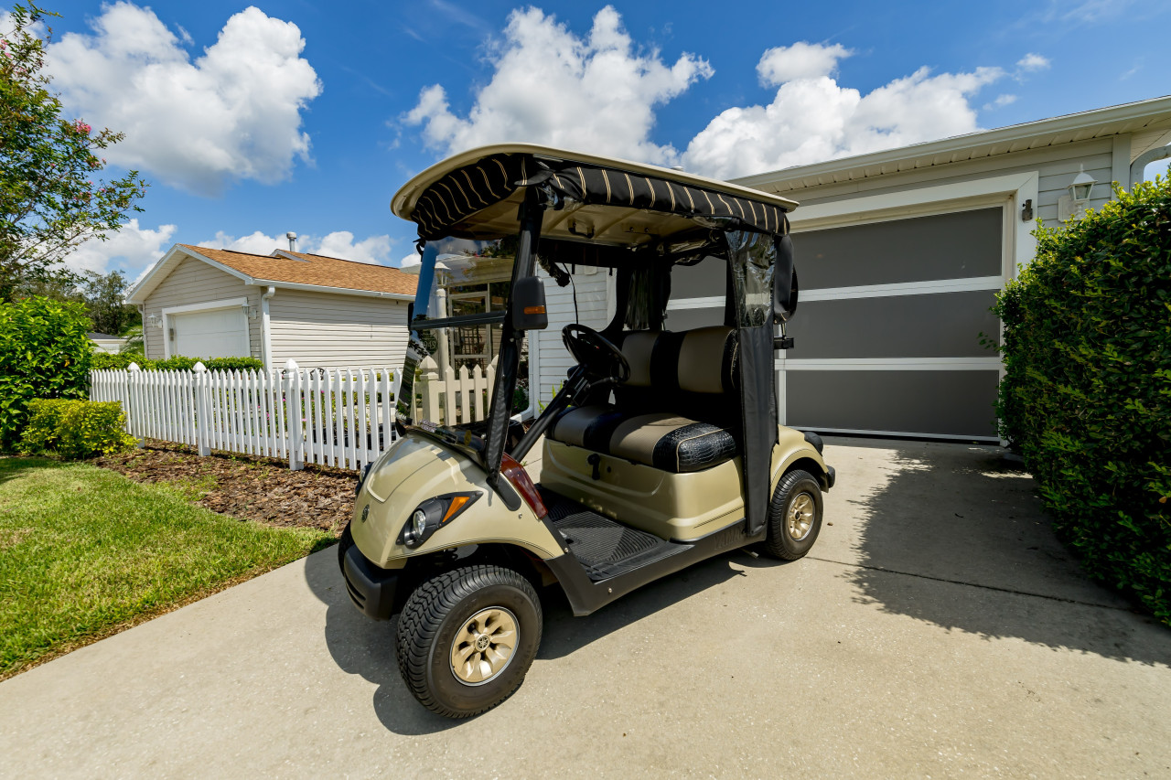 Stylish Comfort And Outdoor Dining - Inviting Vacation Haven - The Villages, FL