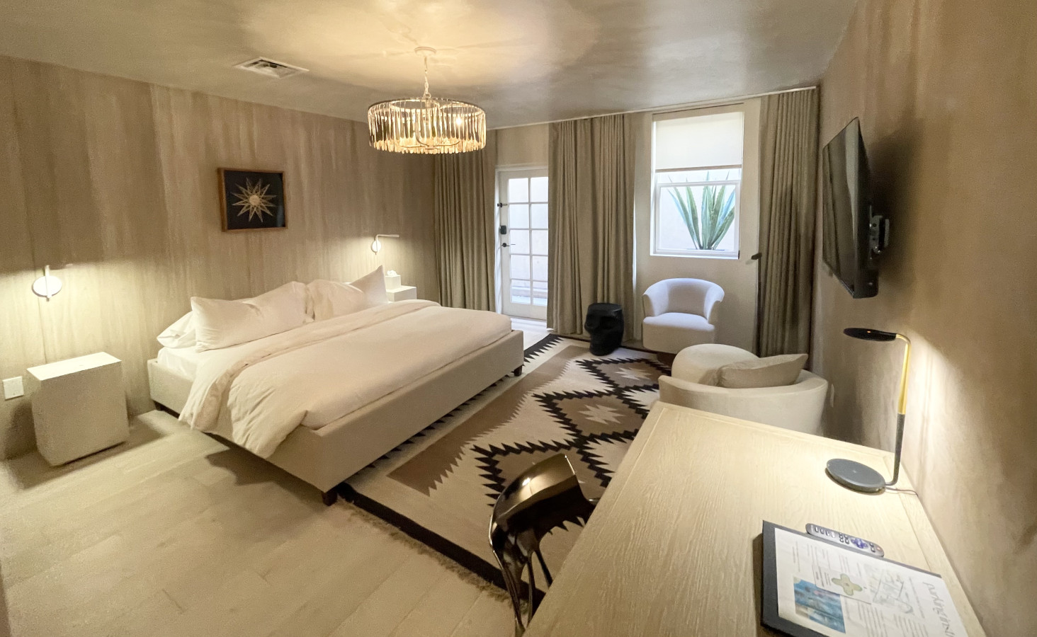 Room 16 (8).jpg