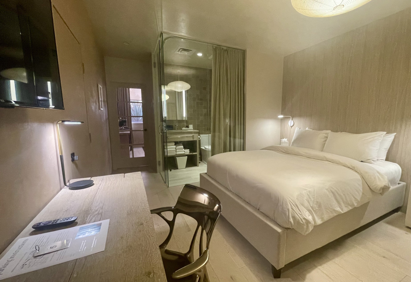 Room 5 (1).jpg