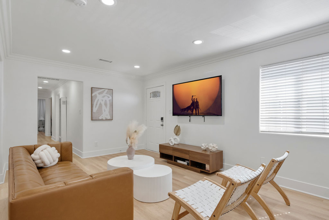 Scandinavian Design| Top Unit | Games | Parking! - Los Angeles, CA