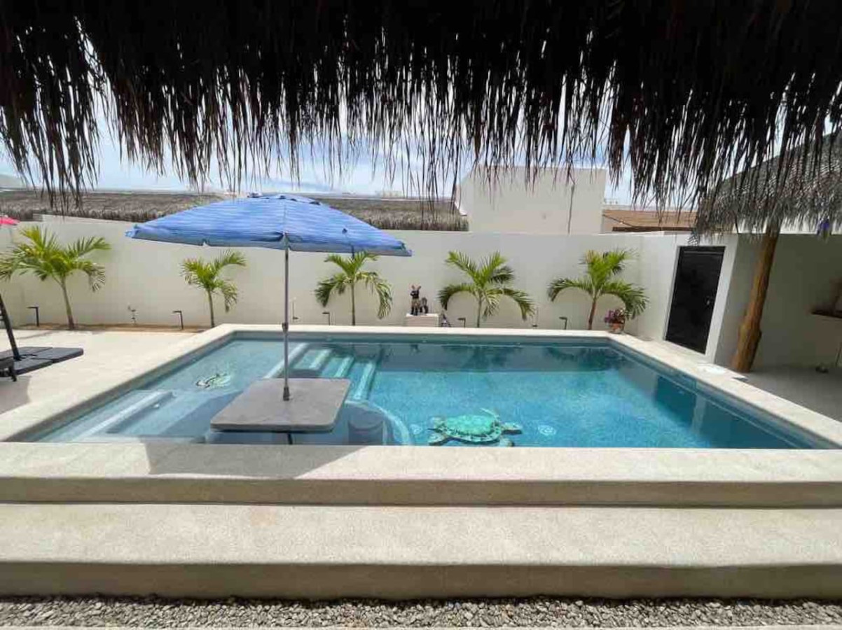 Downtown Los Barriles, Casa Pina — Los Barriles.Life Vacation Rentals
