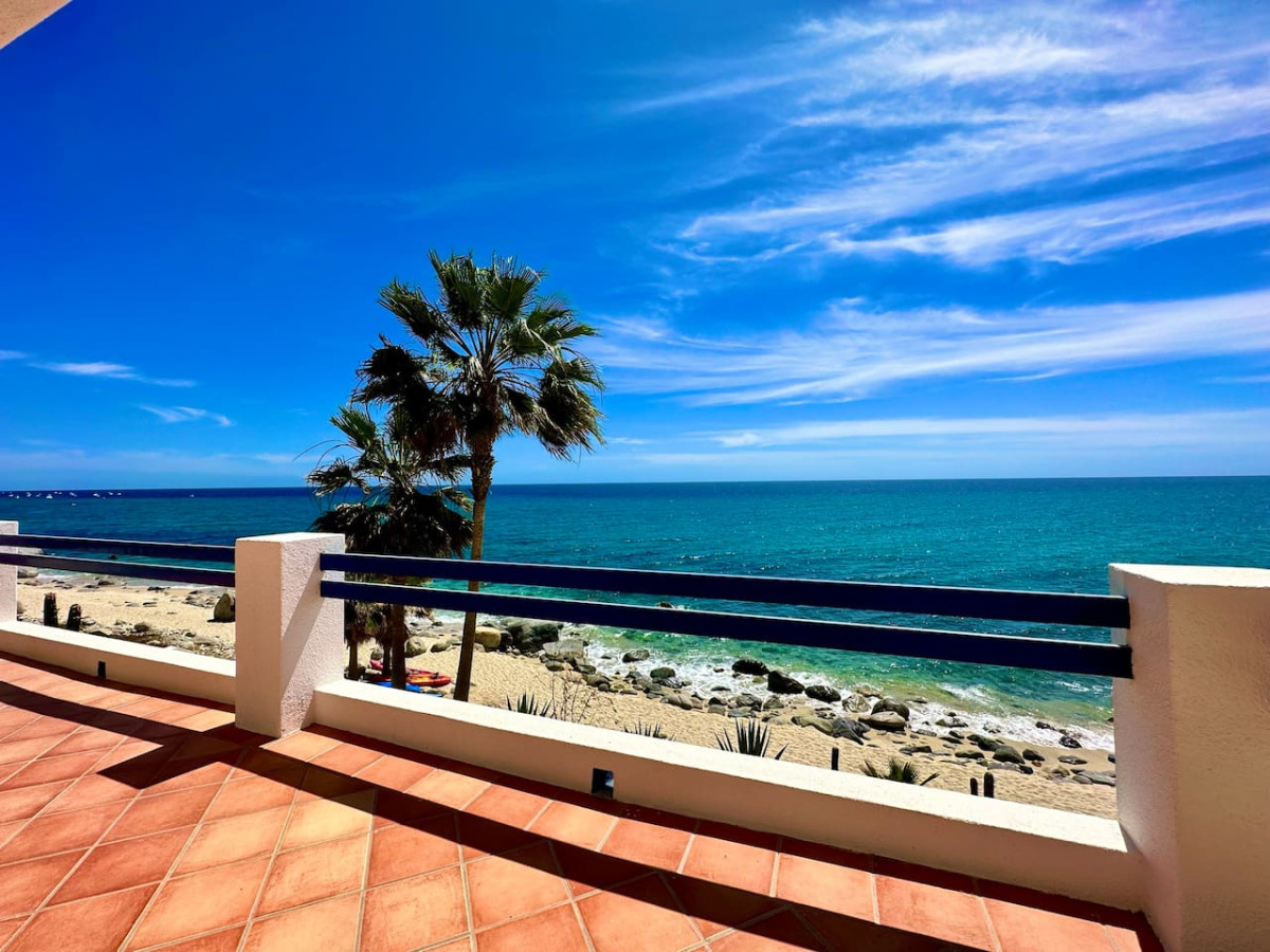 Oceanfront Two Bedroom Villa — Los Barriles.Life Vacation Rentals