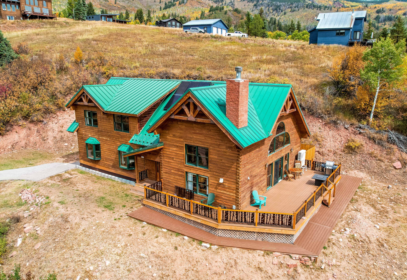 Peaceful 4-BR Retreat Near Ruedi Reservoir