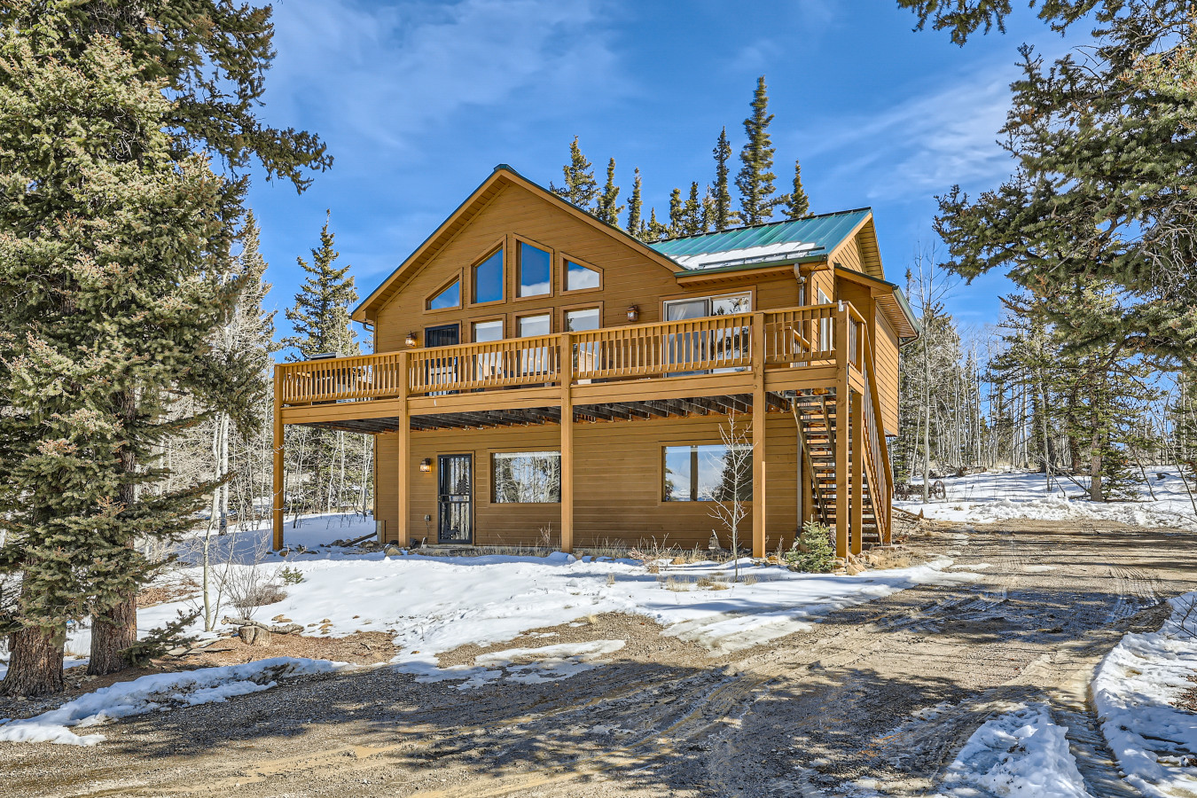 Peaceful 3BR Cabin Retreat | Deck & Scenic Mountain