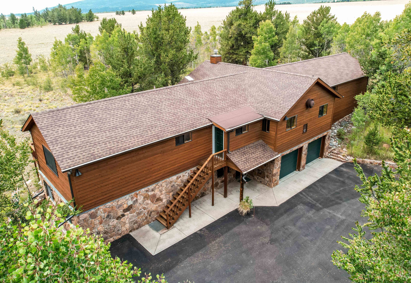 5BR Mountain Retreat w/ Hot Tub, Near Breckenridge