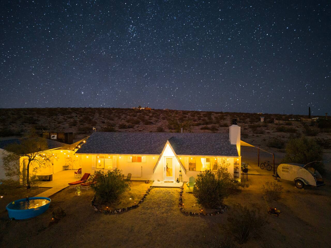 Into The Wild / Secluded / Stargazing Trailer