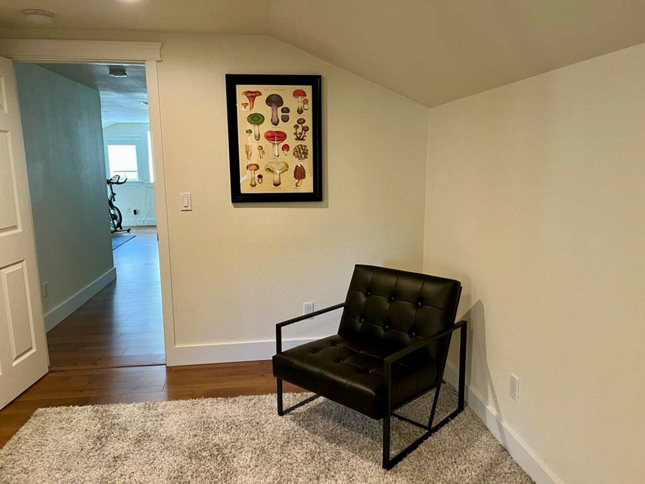 Lux Kirkland Home, 4 Beds | Large Backyard | BBQ