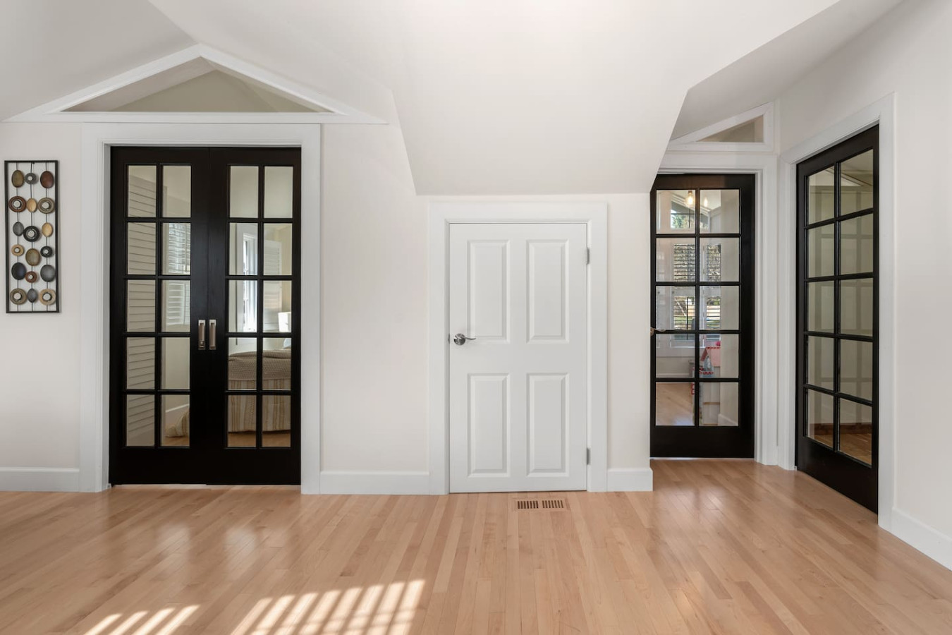 4BR Home | Sleeps 8 | Backyard | Outdoor Kitchen