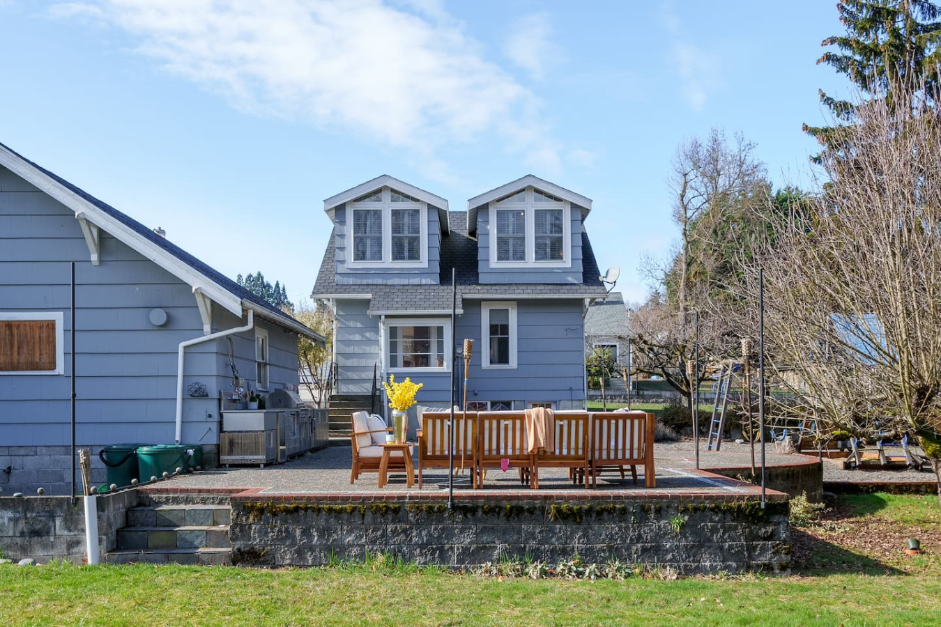 4BR Home | Sleeps 8 | Backyard | Outdoor Kitchen