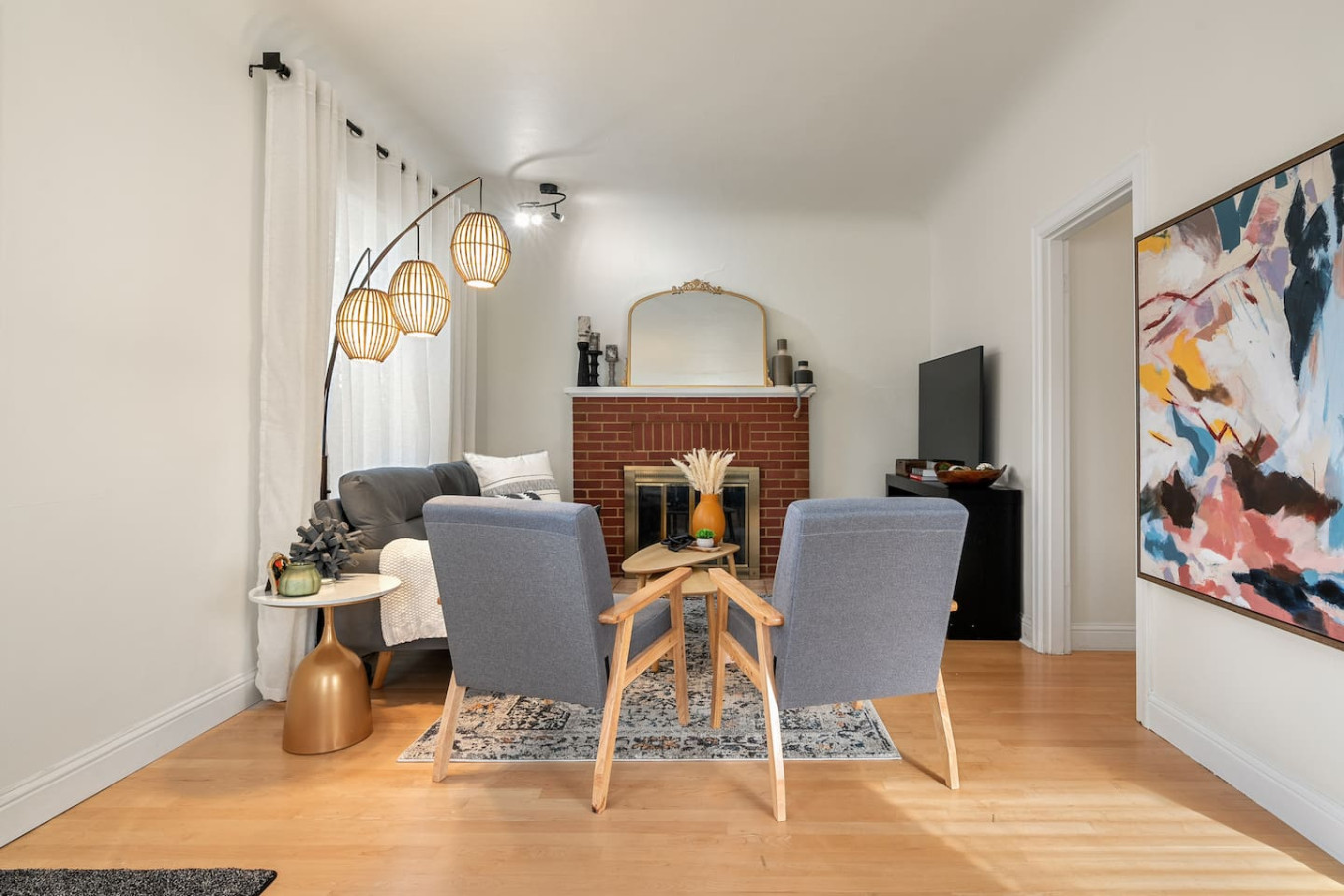 4BR Home | Sleeps 8 | Backyard | Outdoor Kitchen