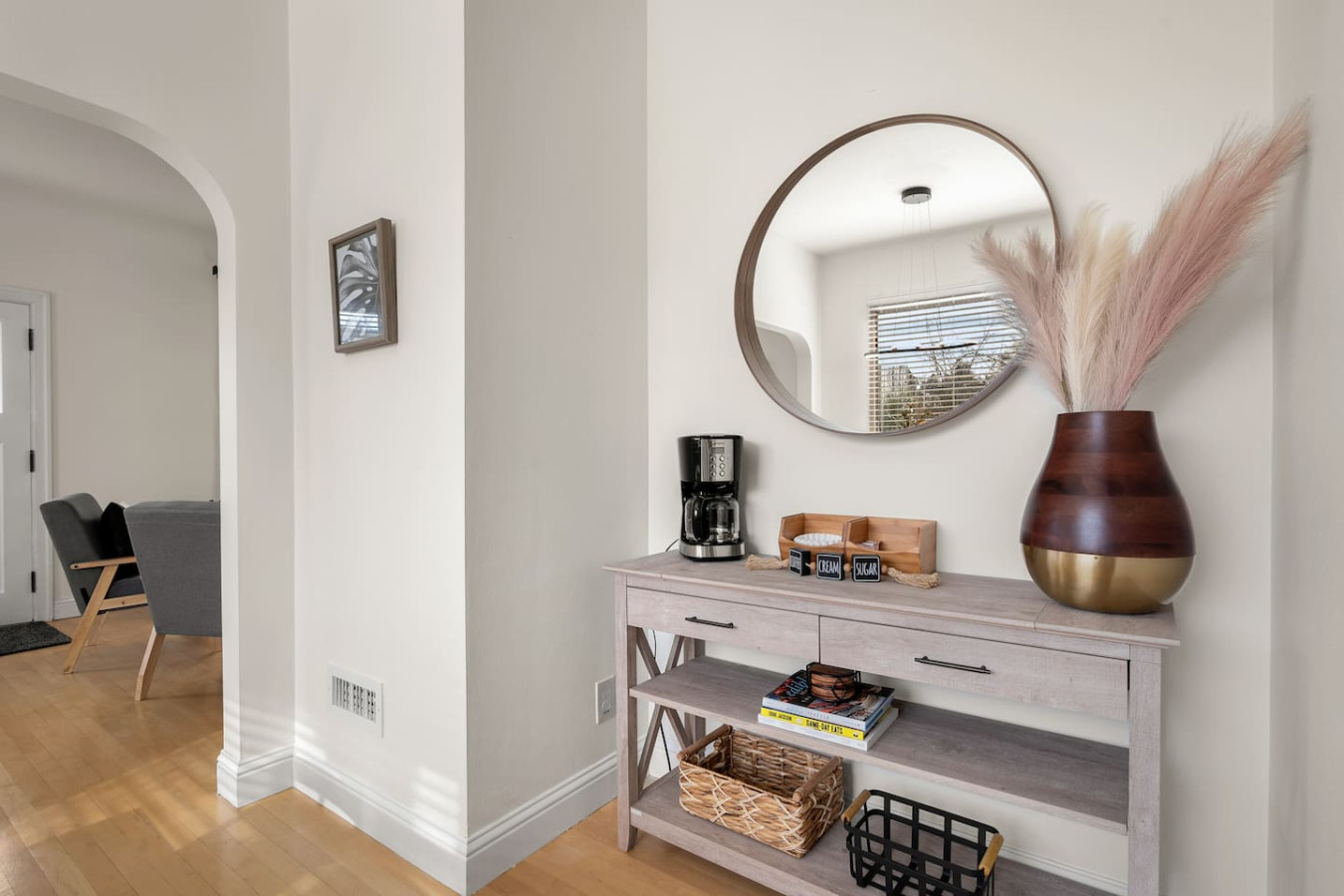 4BR Home | Sleeps 8 | Backyard | Outdoor Kitchen