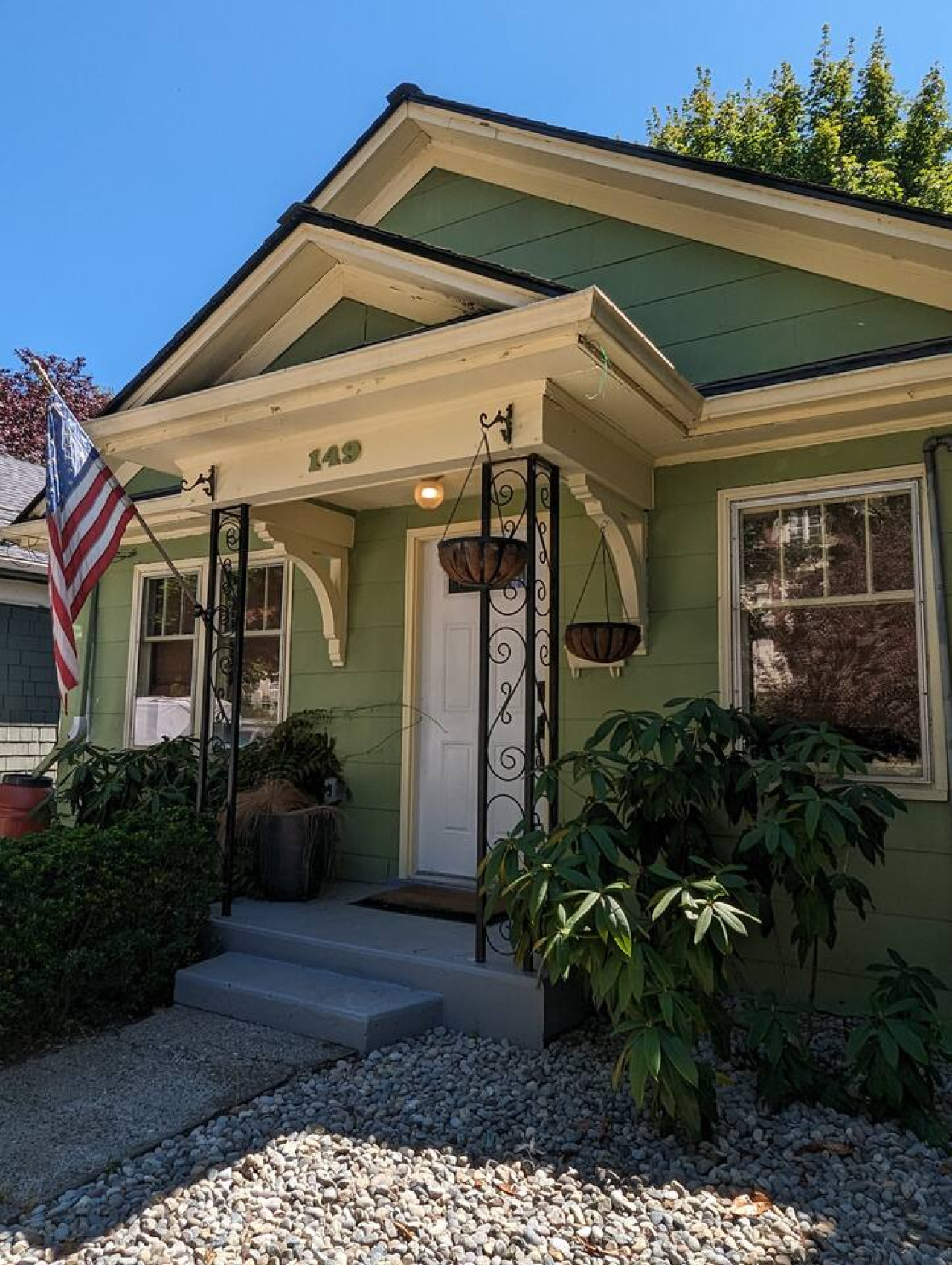 2 BR Greenlake Craftsmen | Fenced Yard | Pet+