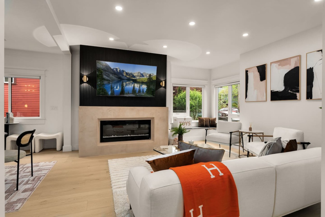 Fremont Luxe Residence #1 | 4 Bedrooms, Sleeps 10