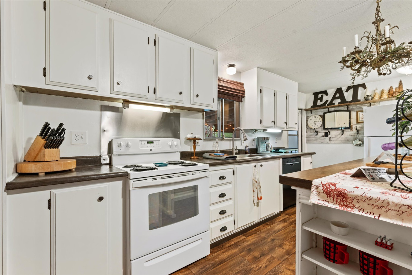 Charming River Oasis With Deck And Firepit - Cozy Tranquil Retreat - Baker City, OR