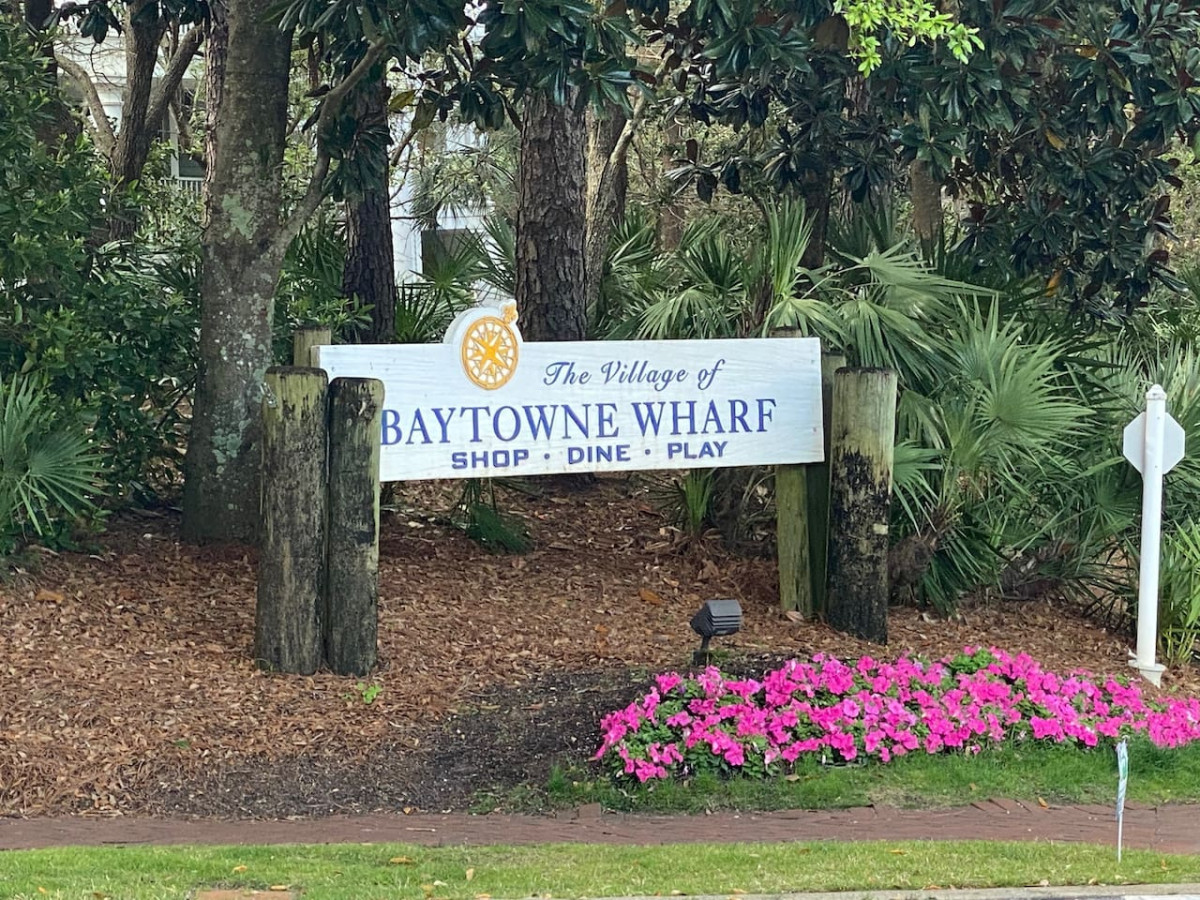 Baytown Wharf Condo|Community Pool|Hot Tub|Gym - Photo 5