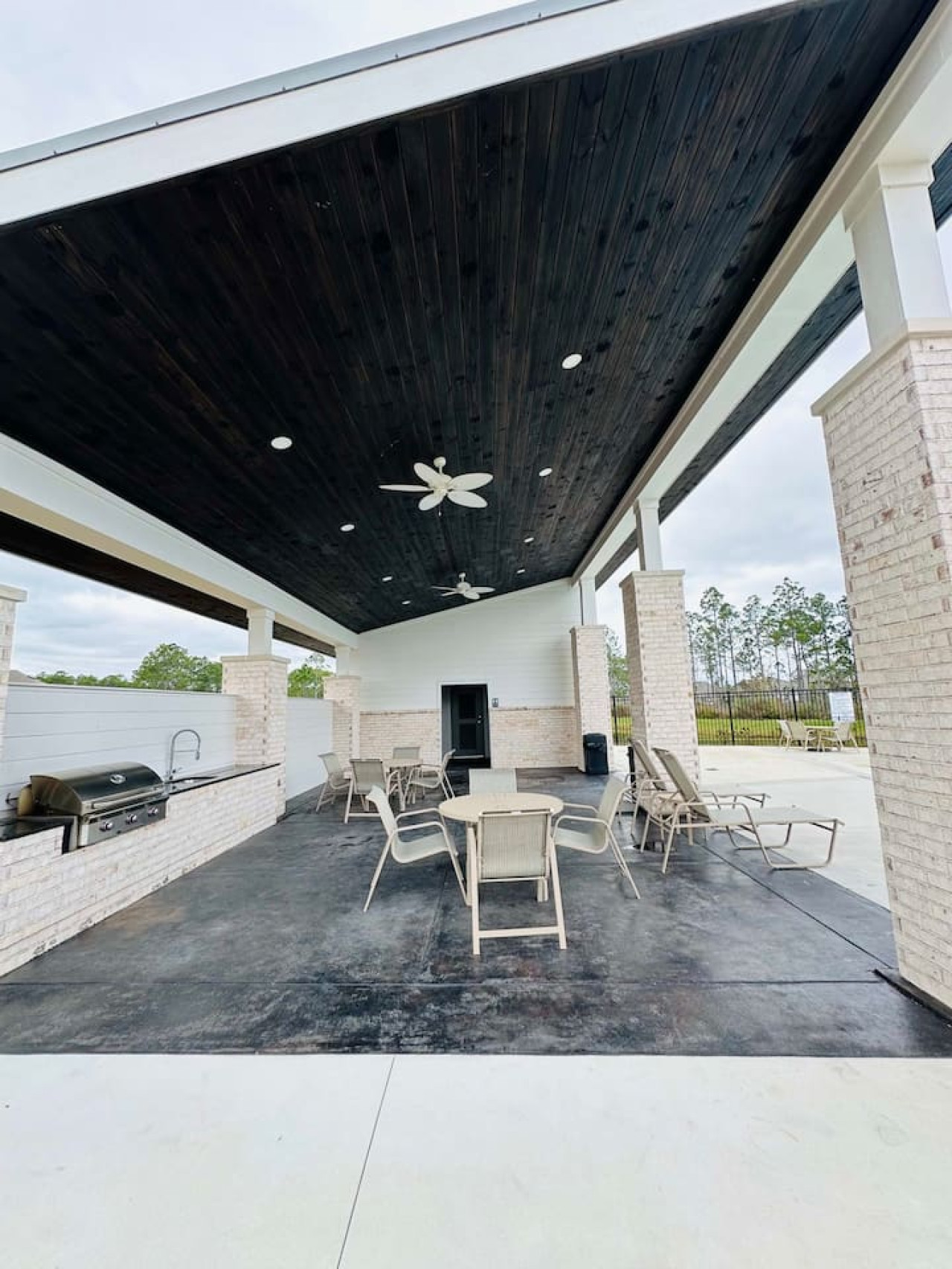 Clubhouse Outdoor Pavillon