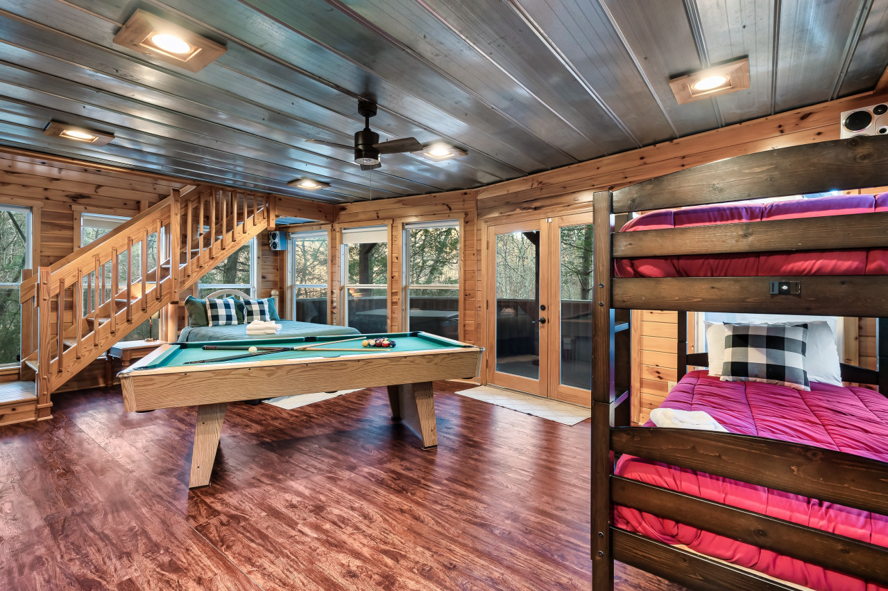 2 BED|2.5 BATH-Butterfly Views-Close to Dollywood! - Photo 2