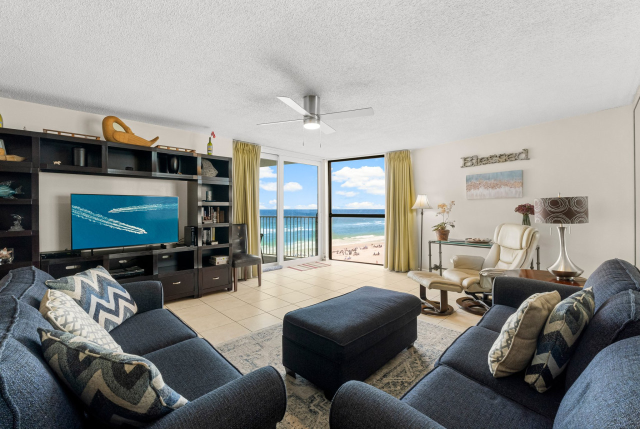 Breathtaking Gulf View | 2BR/2BA Condo|Pool - Photo 4