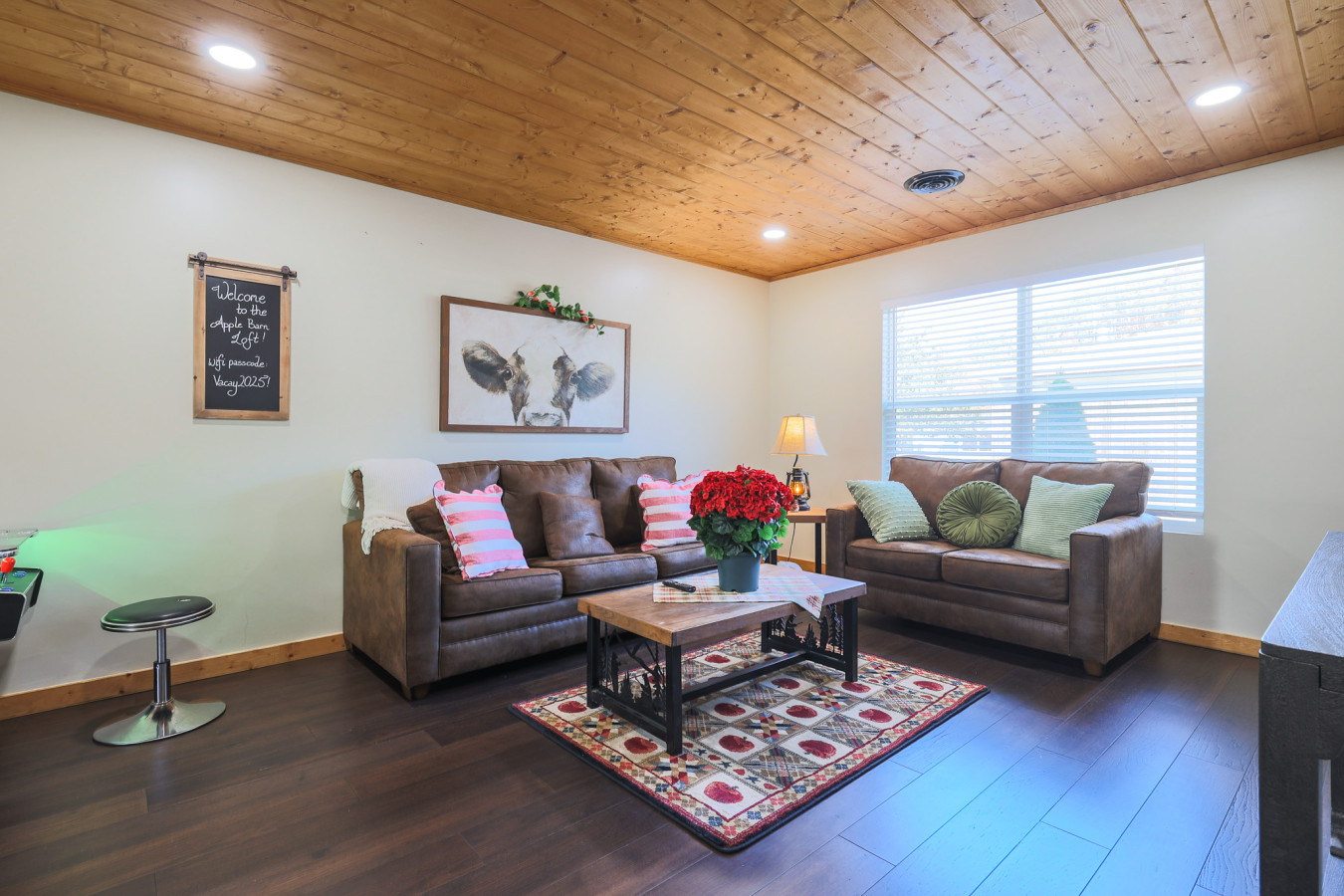 Apple Barn Loft - Photo 4