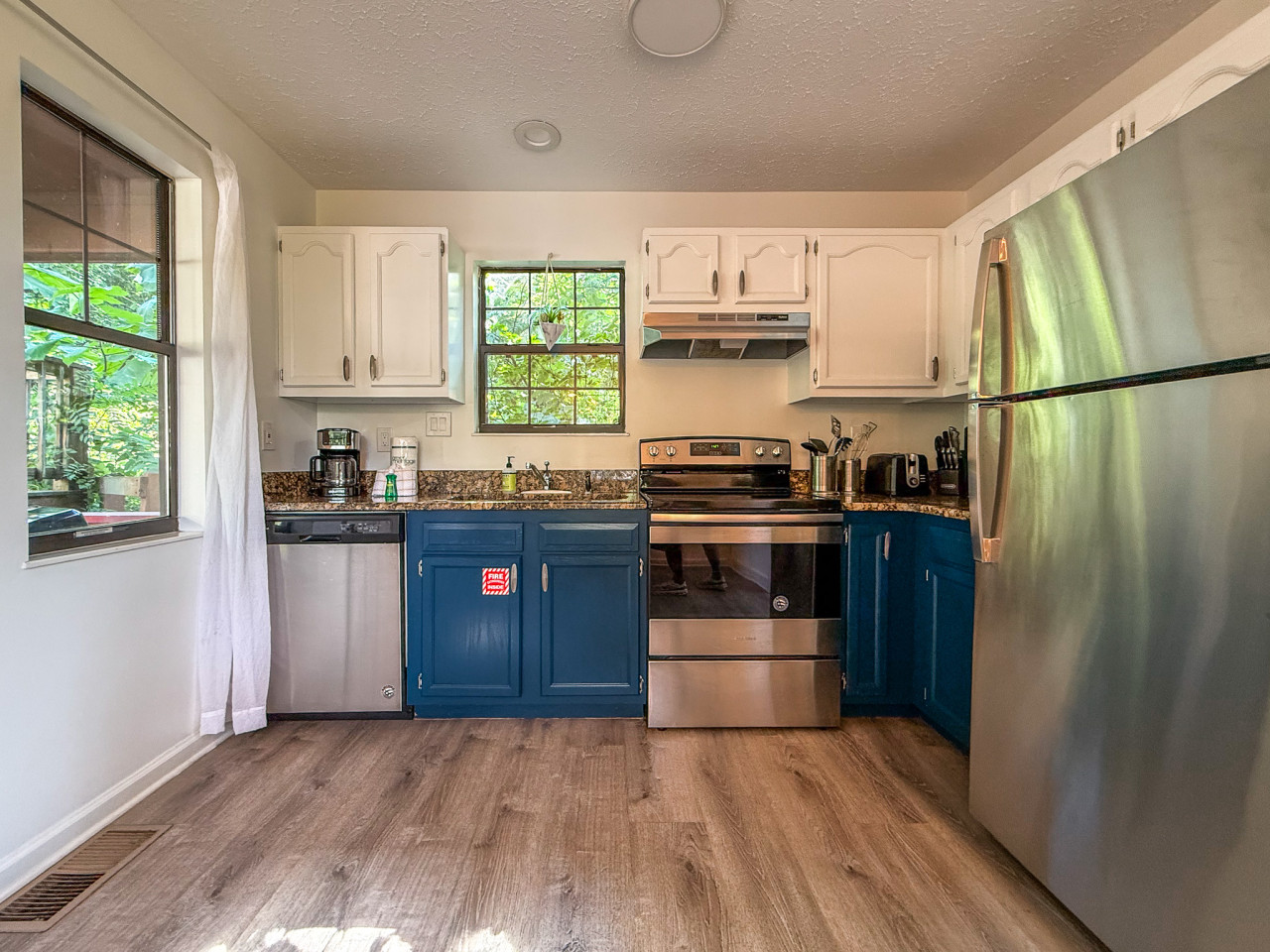 Hightop Haven - Photo 3