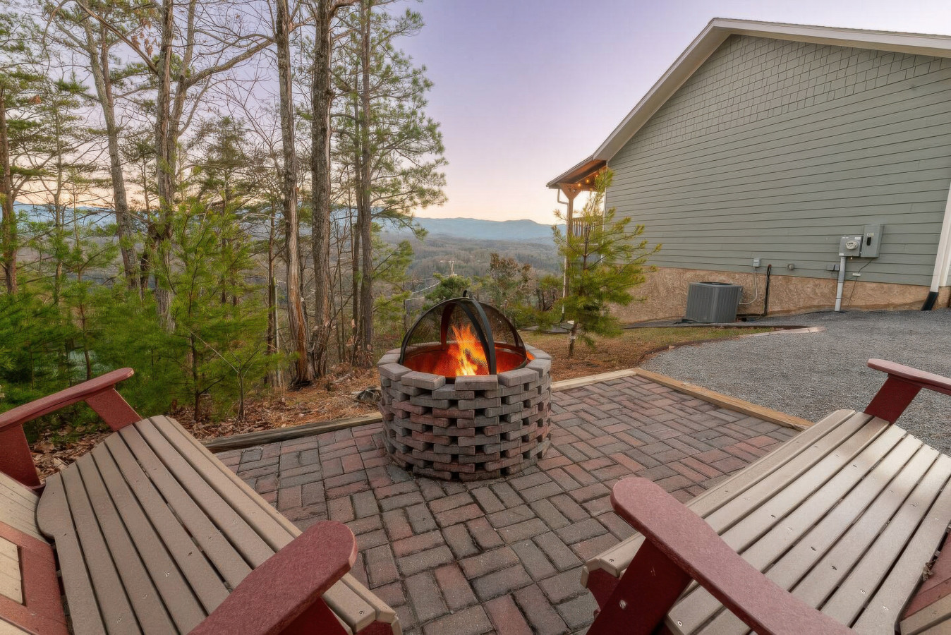 Mountain Views Retreat - Photo 2