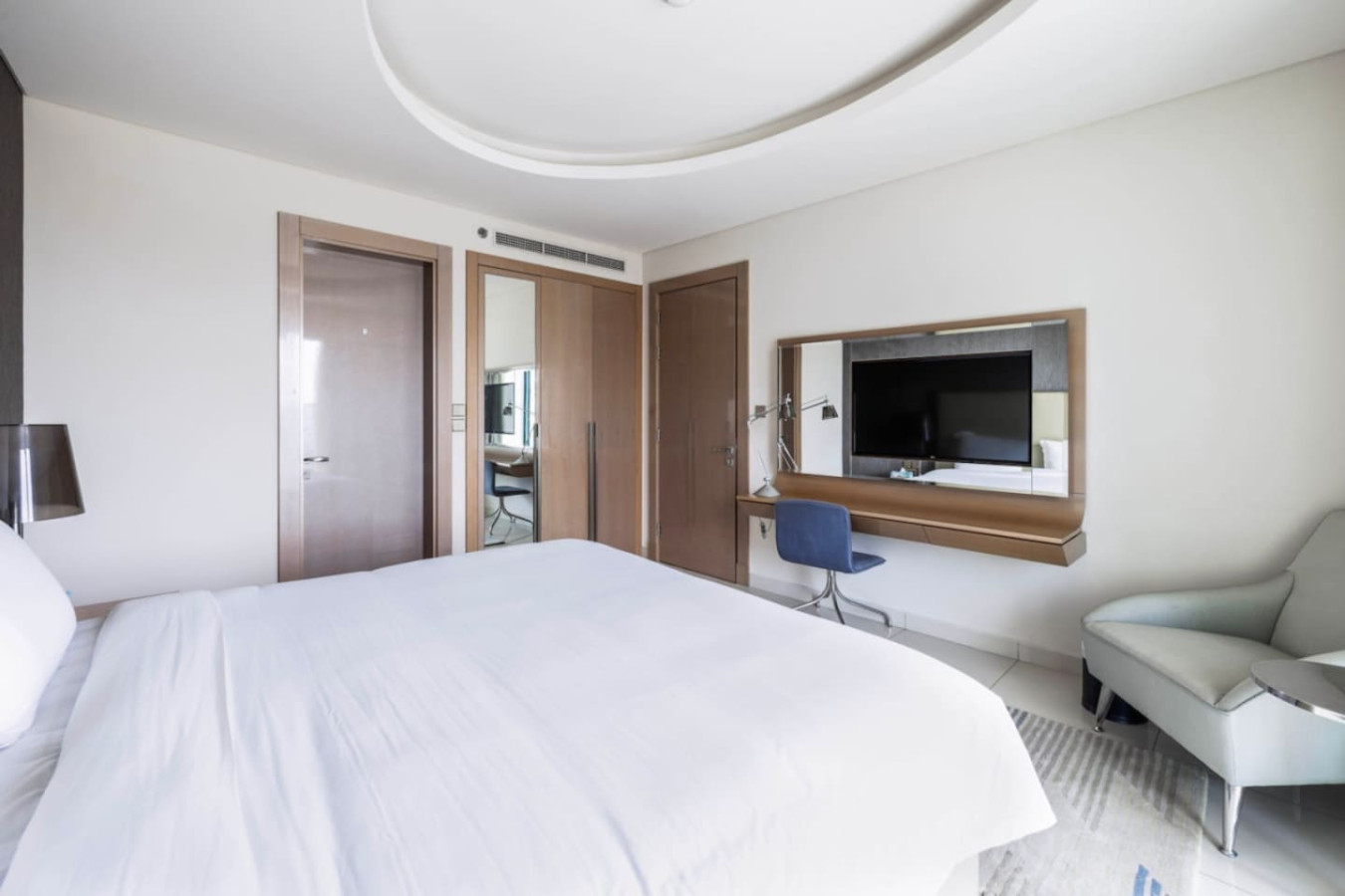 Amazing Paramount One bedroom image 13