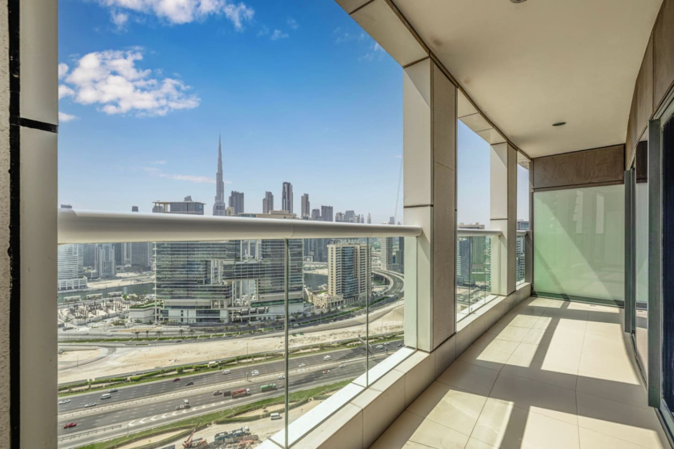 Amazing Paramount One bedroom image 4