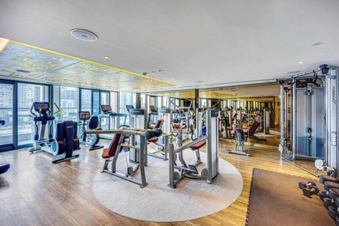 Elegant one bedroom with Burj Khalifa view image 13