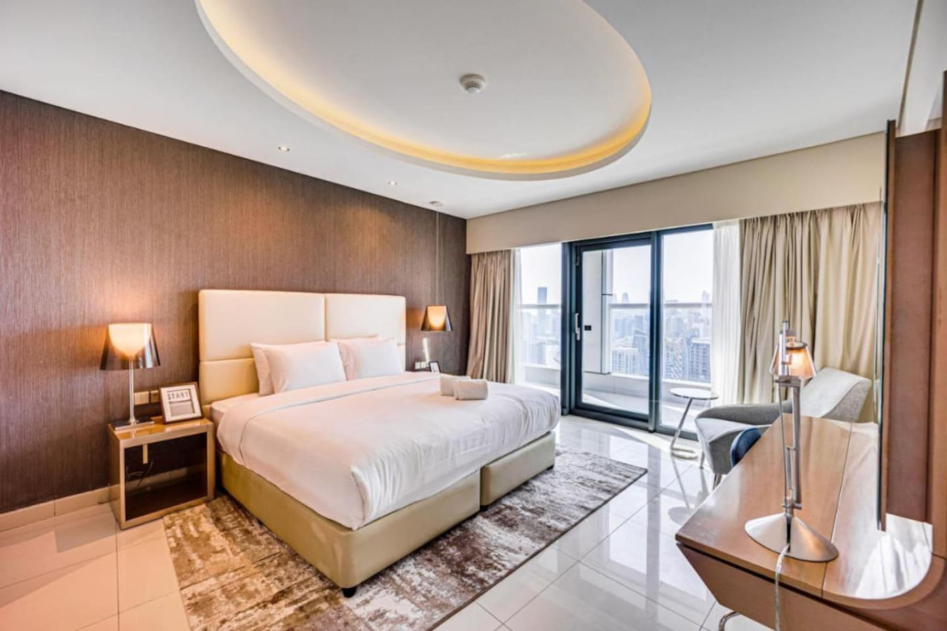 Elegant one bedroom with Burj Khalifa view image 3