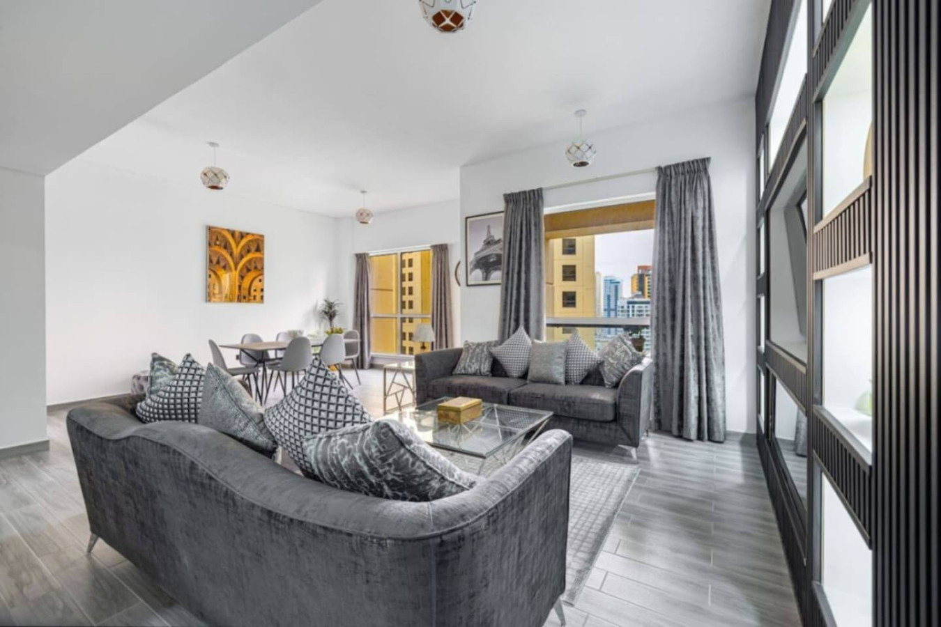 Upgraded 3BR with Jacuzzi at JBR image 2