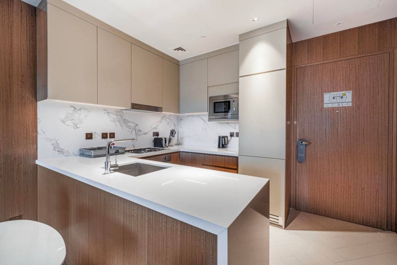 Luxury 1BR at Address Opera, Downtown Dubai image 13