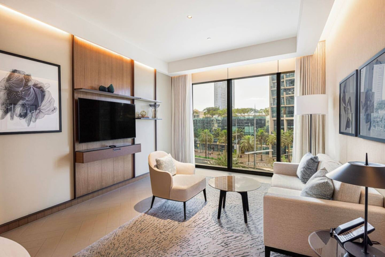 Luxury 1BR at Address Opera, Downtown Dubai image 5