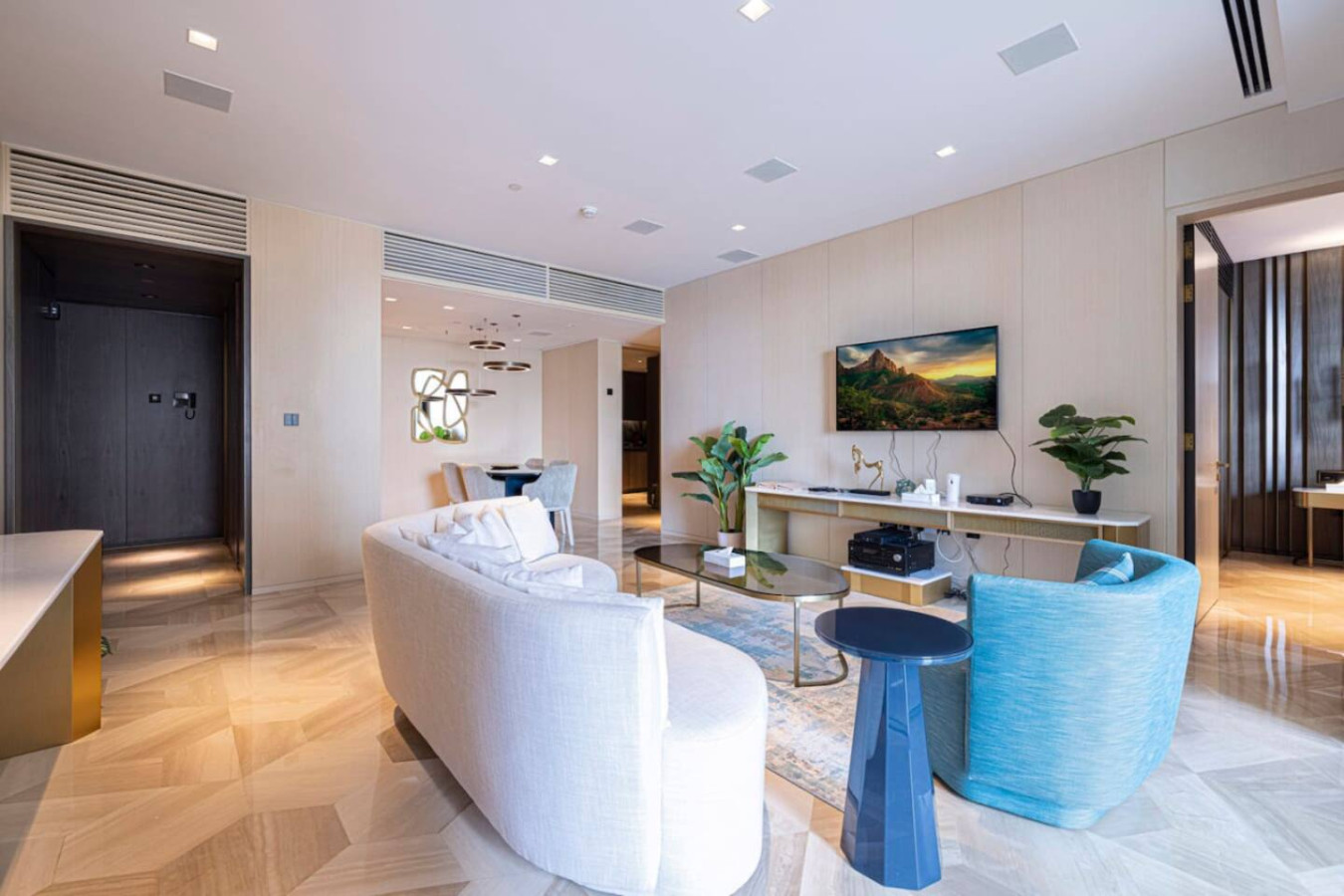FIVE PALM One Bedroom Apartment image 7