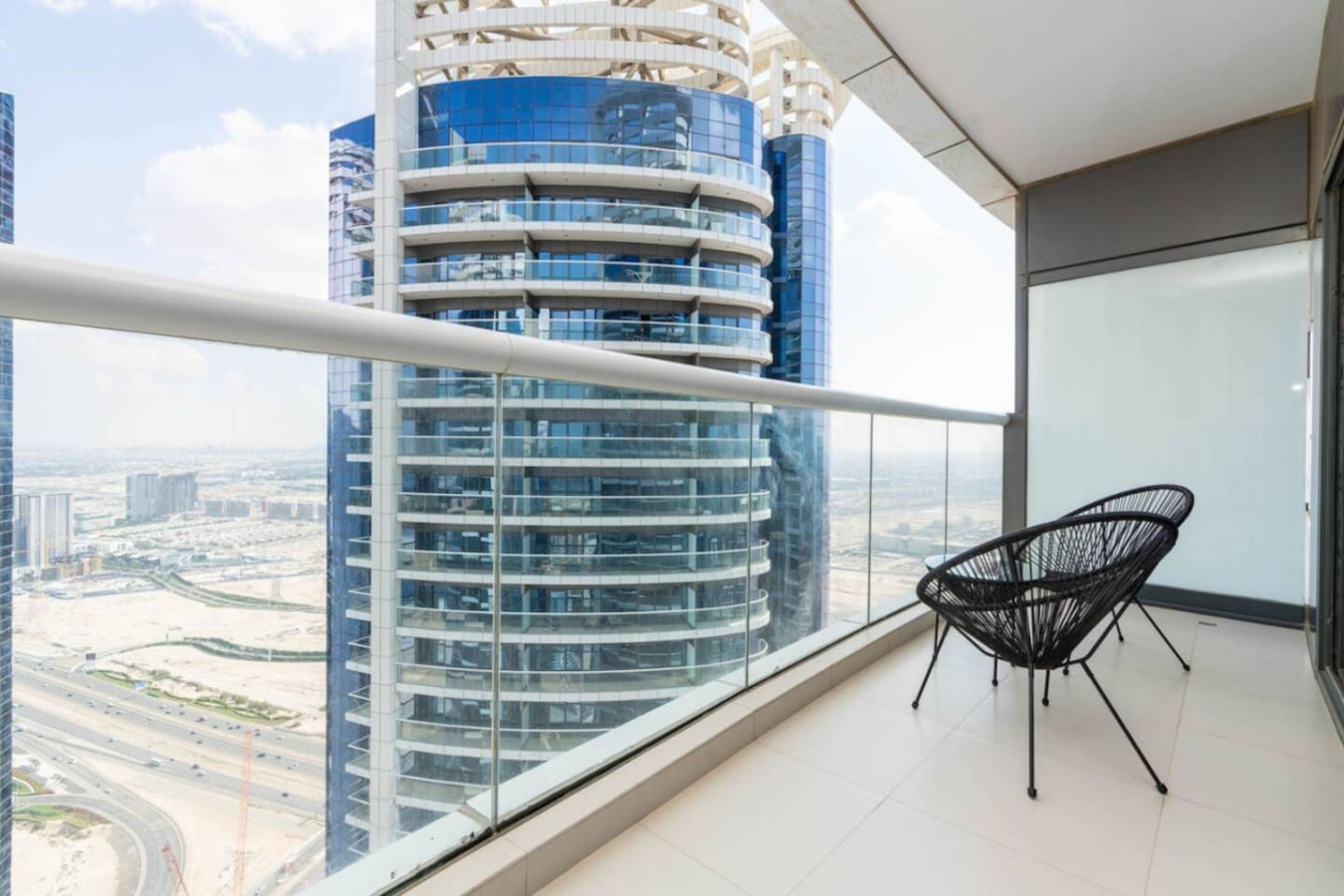 Luxury 2 Bedroom Apartment at Paramount Towers image 15