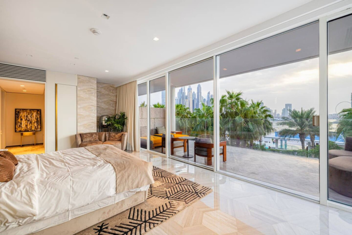 Luxury 4BR at FIVE Palm – Private Pool & Beach image 24