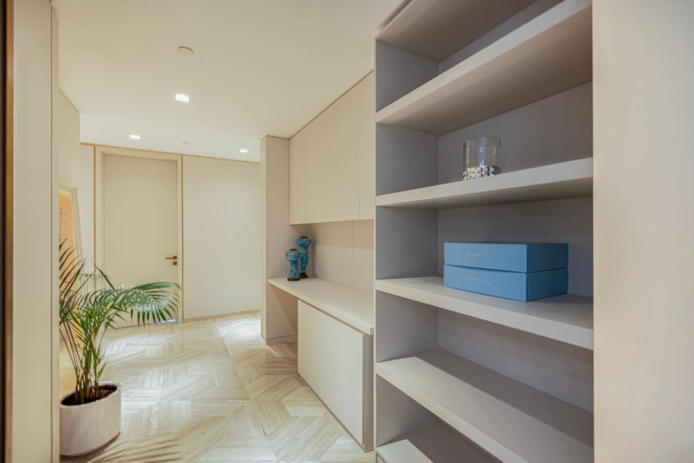 Luxury 4BR at FIVE Palm – Private Pool & Beach image 22