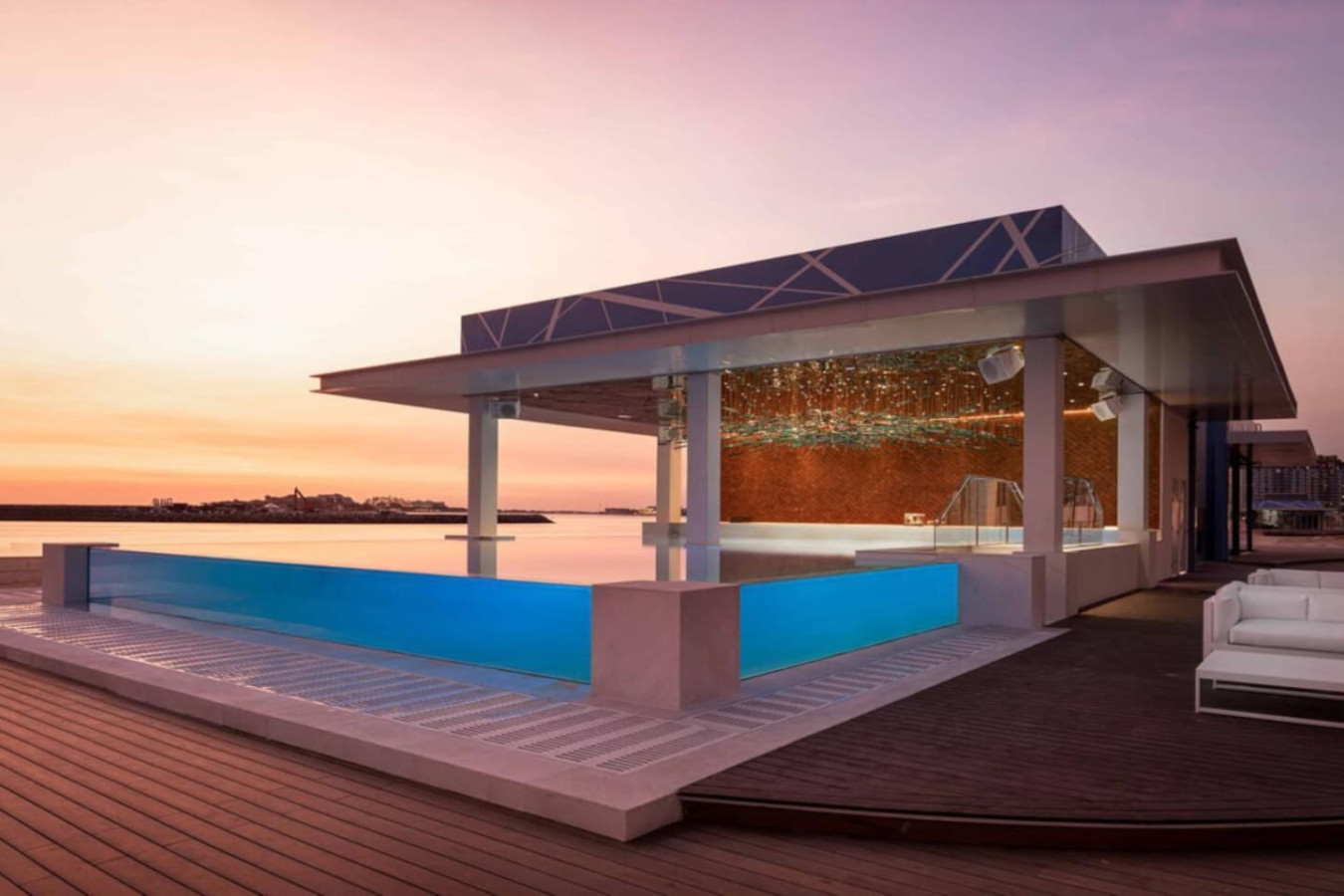 Luxury Five Palm 2BR with Burj Views image 37