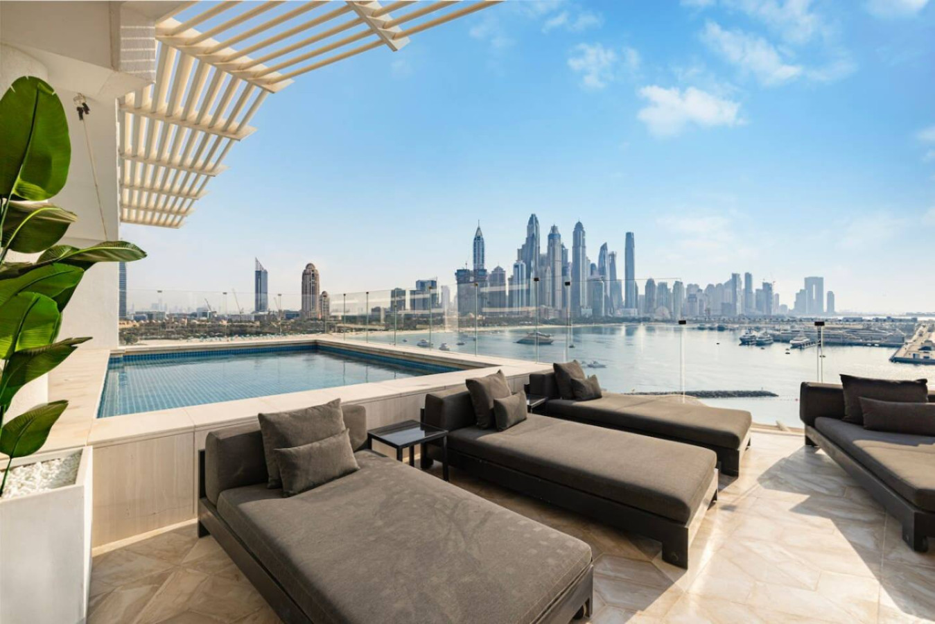 Luxury 4BR Penthouse @ FIVE Palm with Private Pool image 3