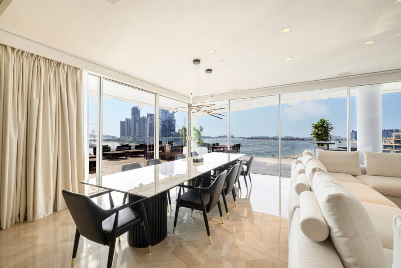 Luxury 4BR Penthouse @ FIVE Palm with Private Pool image 29