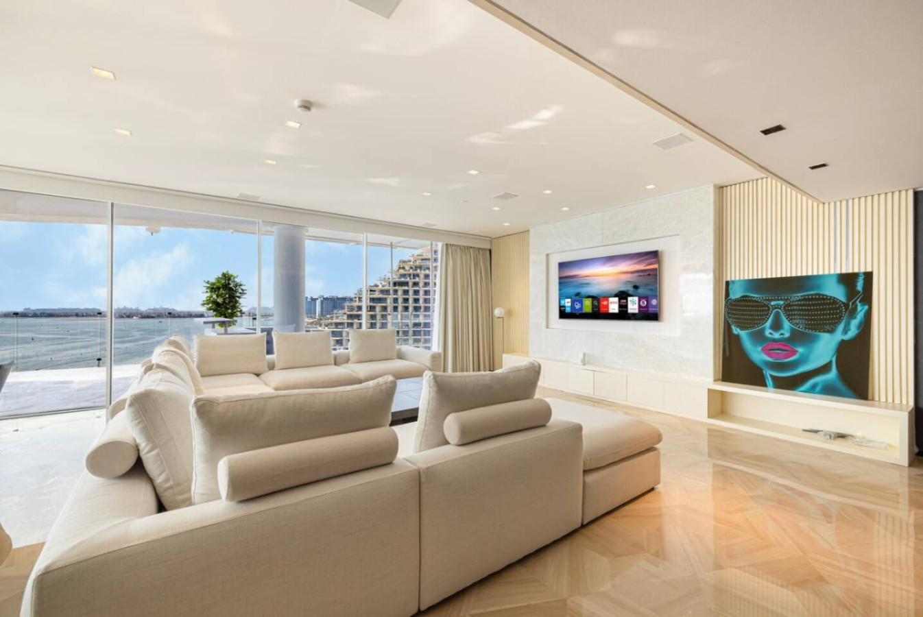 Luxury 4BR Penthouse @ FIVE Palm with Private Pool image 31