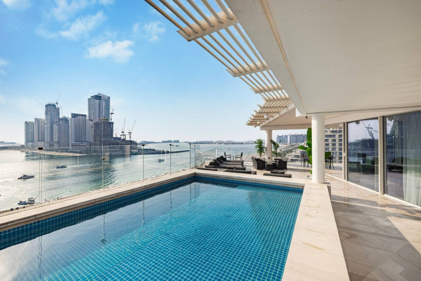 Luxury 4BR Penthouse @ FIVE Palm with Private Pool image 40