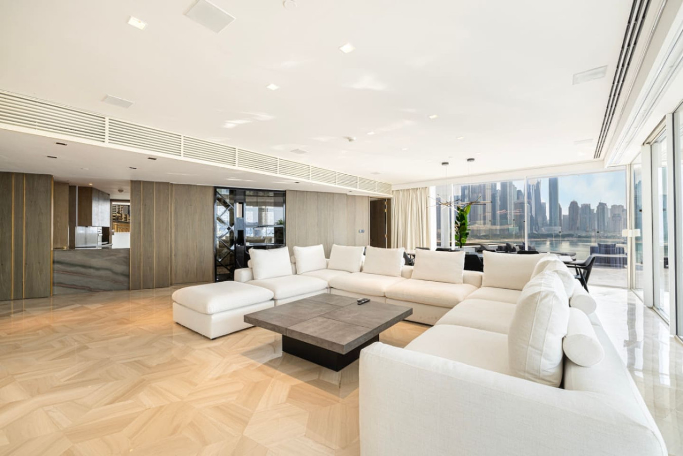 Luxury 4BR Penthouse @ FIVE Palm with Private Pool image 28