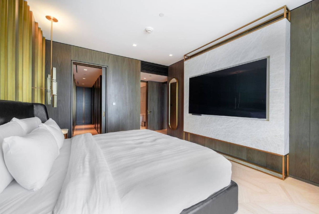 Luxury 4BR Penthouse @ FIVE Palm with Private Pool image 9
