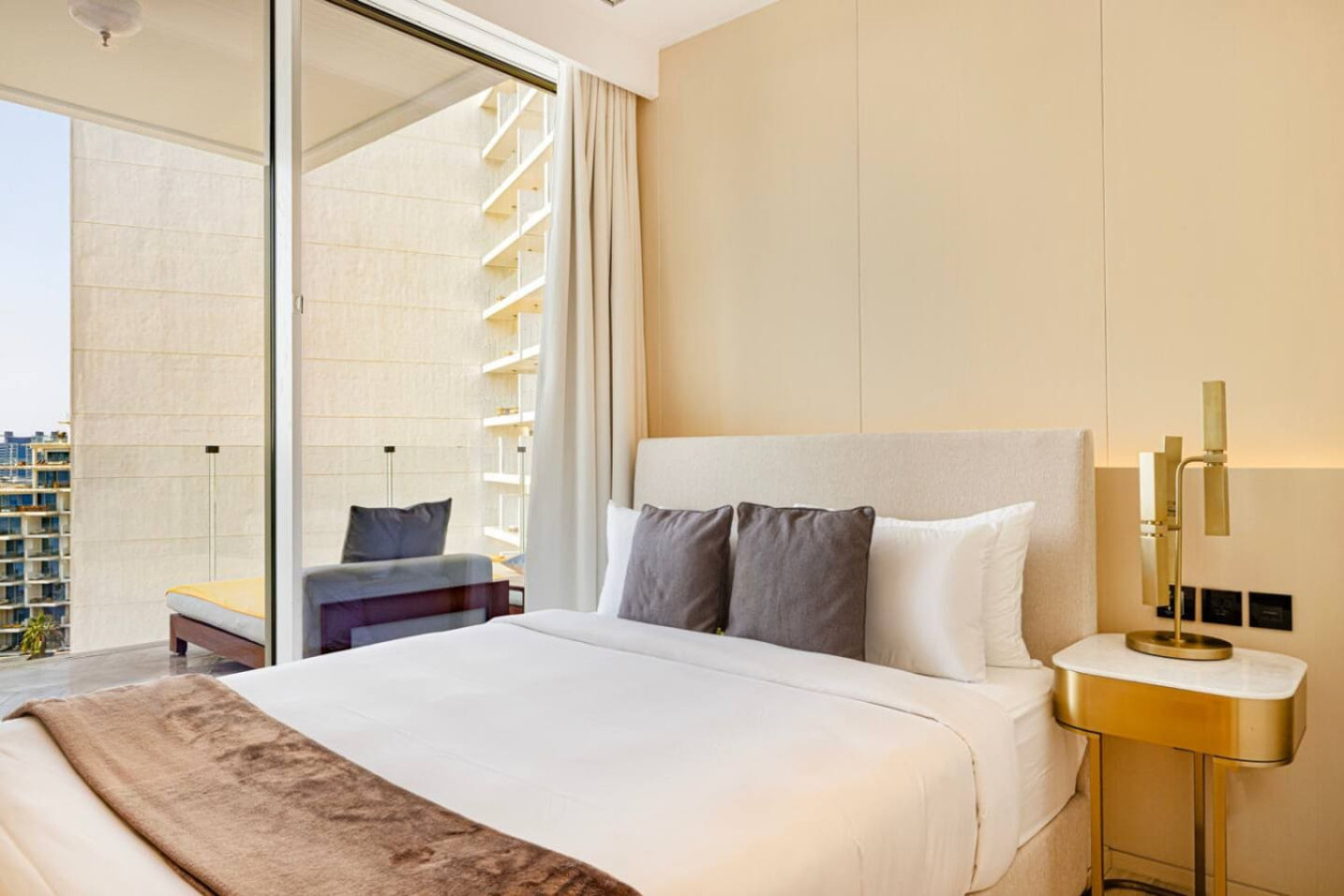 Luxury Sea view 2 bedroom Apartment at FIVE Palm image 10