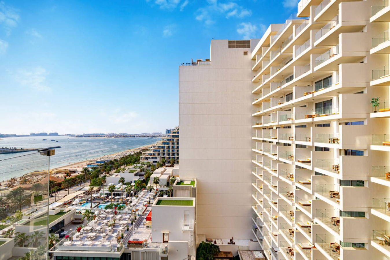 Luxury Sea view 2 bedroom Apartment at FIVE Palm image 41