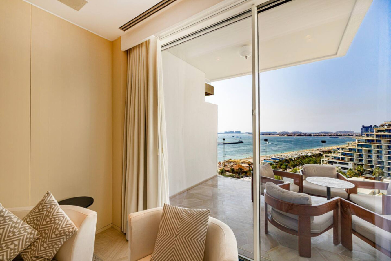 Luxury Sea view 2 bedroom Apartment at FIVE Palm image 5