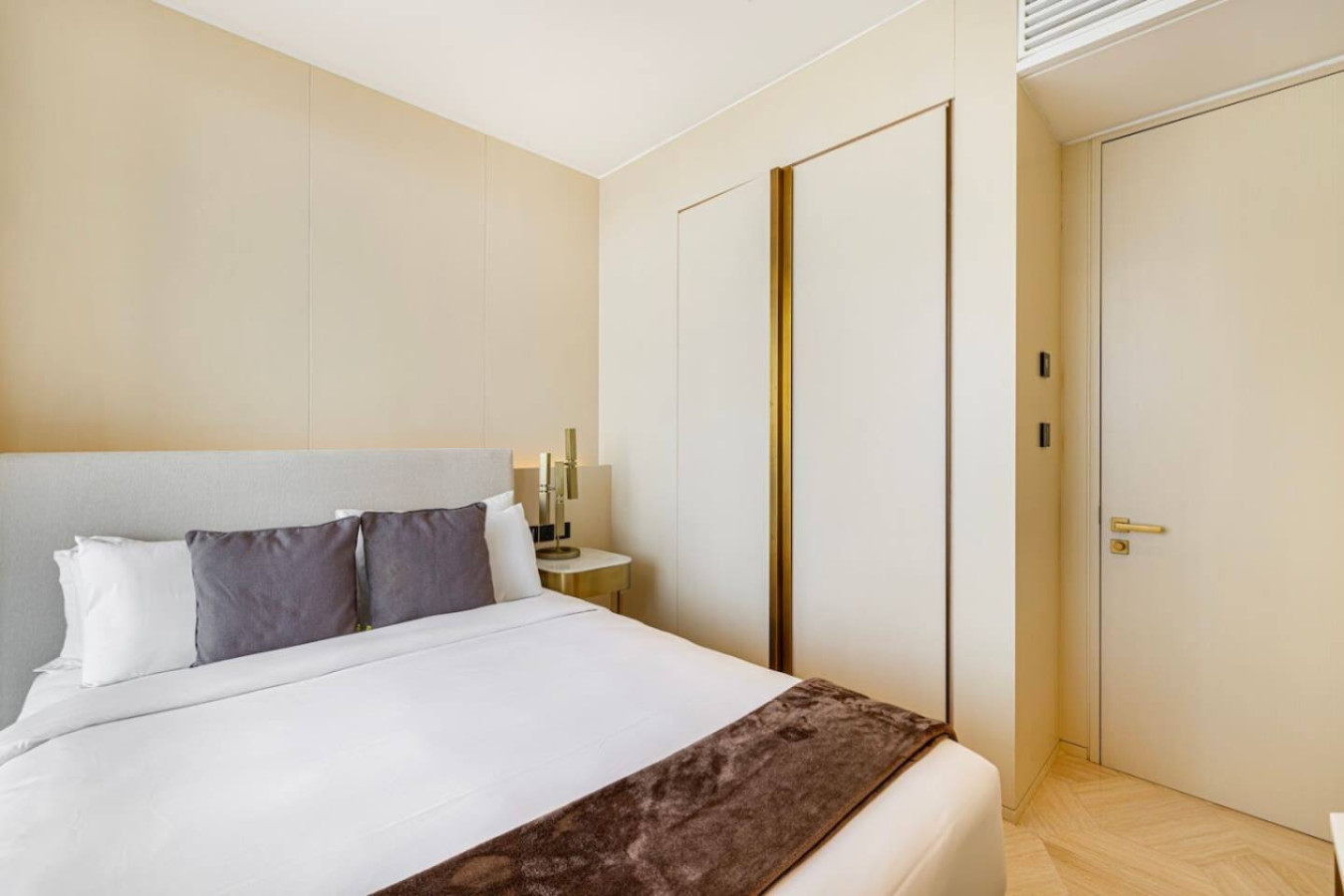 Luxury Sea view 2 bedroom Apartment at FIVE Palm image 15