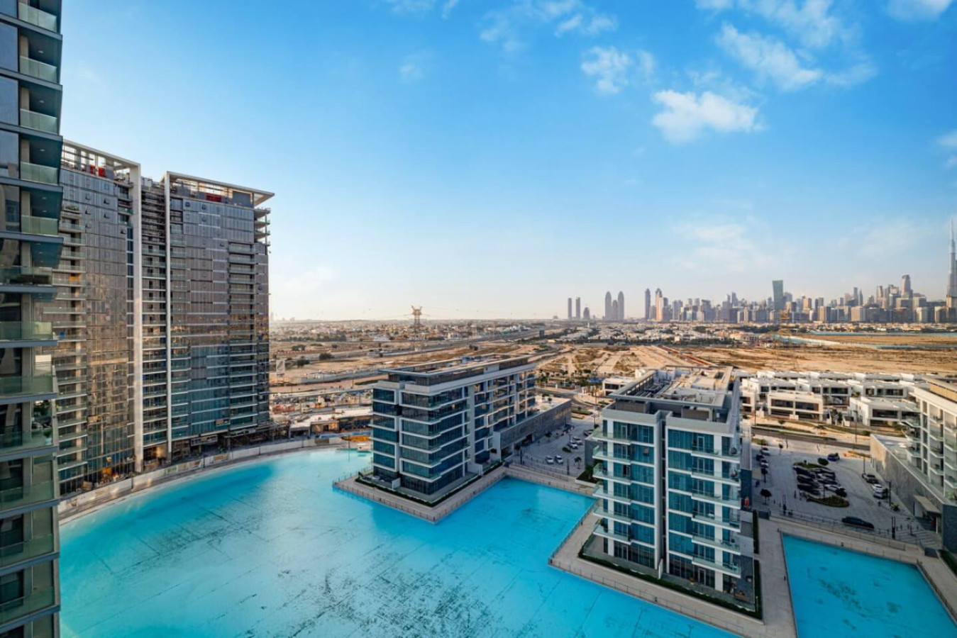 2BR in with Burj Khalifa View  1204 image 6